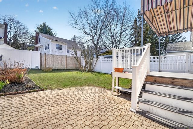 12 Brier Rd, Boston, MA 02132