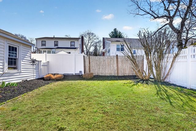 12 Brier Rd, Boston, MA 02132