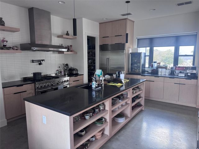 234 Campolina LN, Driftwood, TX 78619