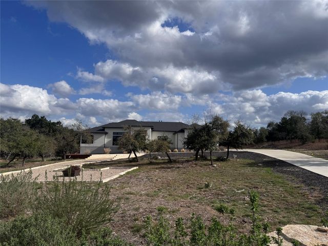 234 Campolina LN, Driftwood, TX 78619