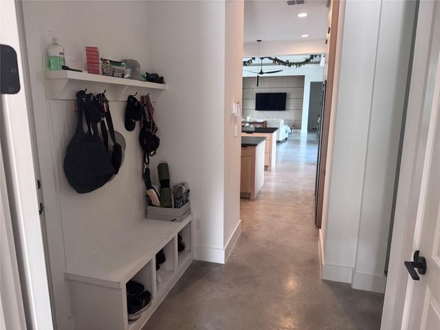 234 Campolina LN, Driftwood, TX 78619