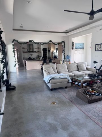 234 Campolina LN, Driftwood, TX 78619