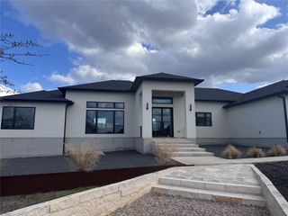 234 Campolina LN, Driftwood, TX 78619