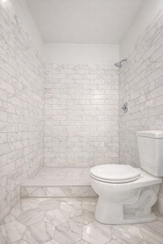 116 NE Entrada Avenue, Port St. Lucie, Port St Lucie, FL 34952