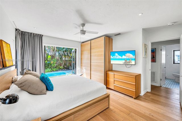 1240 SW 21st St, Miami, FL 33145