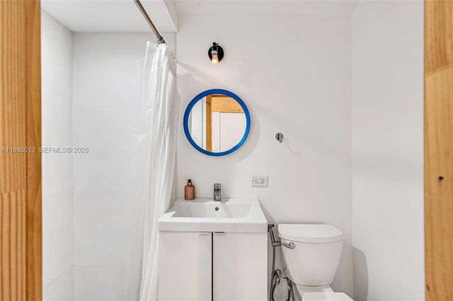 1240 SW 21st St, Miami, FL 33145