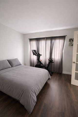 4052 N Pine Island Road, Sunrise, FL 33351