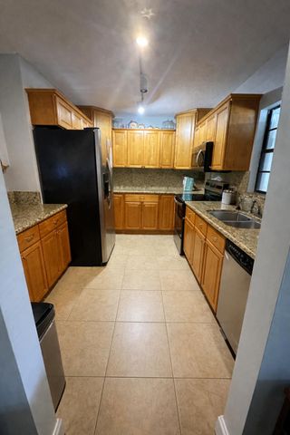 4052 N Pine Island Road, Sunrise, FL 33351