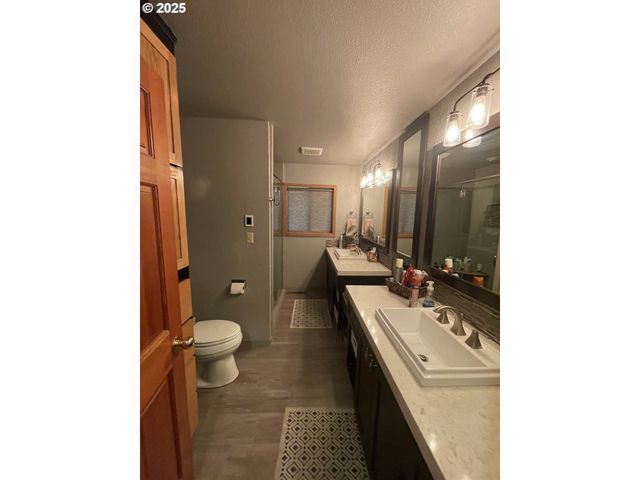 64624 W FORK Ln, Joseph, OR 97846