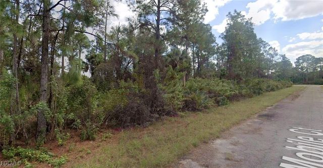 1844 Mobile CT, Lehigh Acres, FL 33972