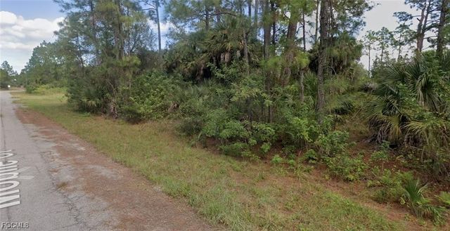 1844 Mobile CT, Lehigh Acres, FL 33972