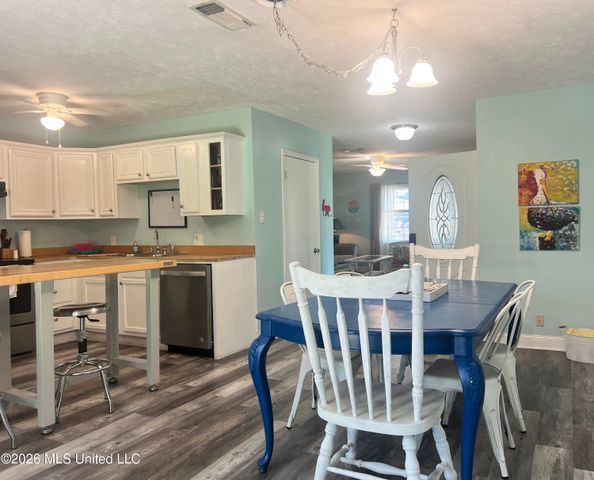 217 Buena Vista Drive, Long Beach, MS 39560