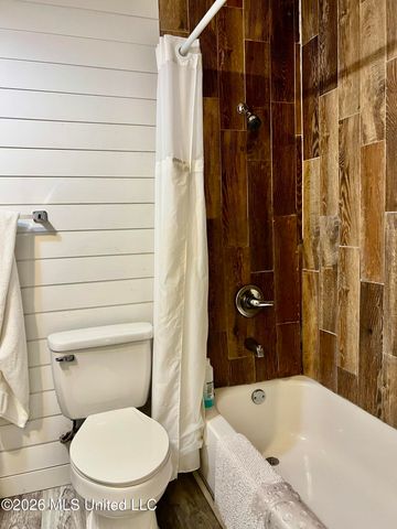 217 Buena Vista Drive, Long Beach, MS 39560