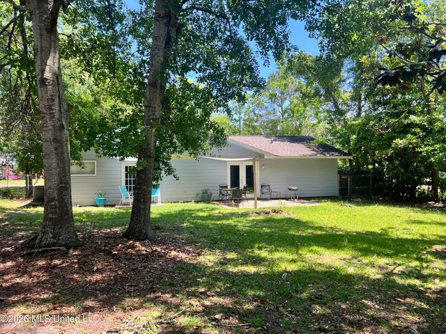 217 Buena Vista Drive, Long Beach, MS 39560