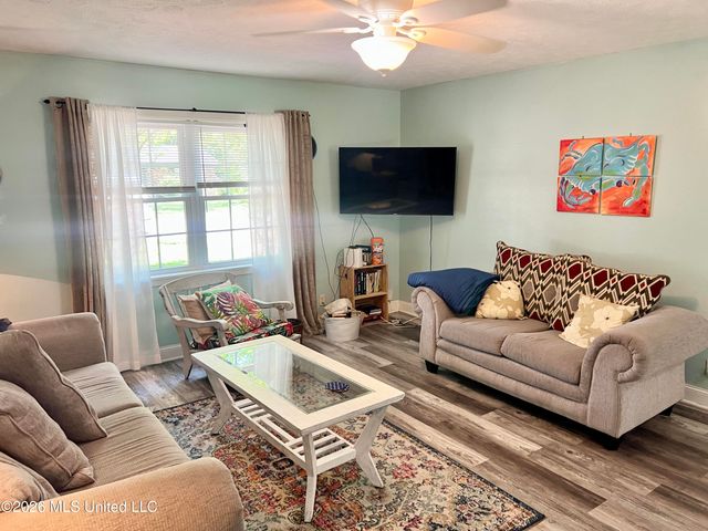 217 Buena Vista Drive, Long Beach, MS 39560
