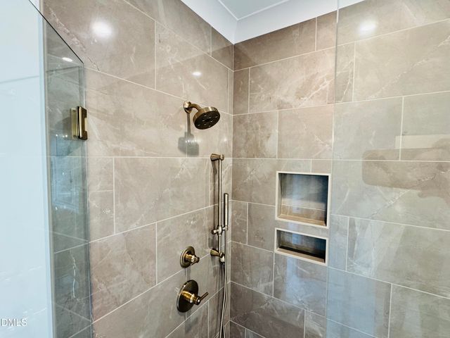 2802 Pathway Drive, Chapel Hill, NC 27516