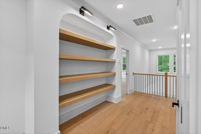 2802 Pathway Drive, Chapel Hill, NC 27516