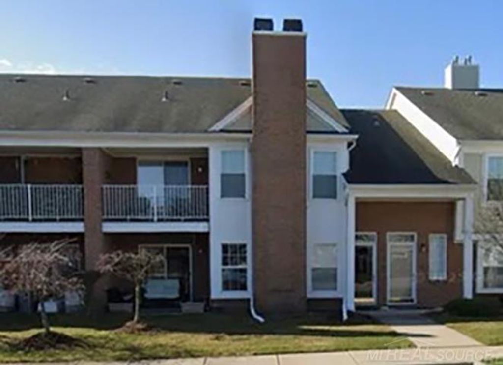 46101 Allenton Dr Drive, Macomb Twp, MI 48044
