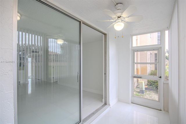 2541 Aragon Blvd 105, Sunrise, FL 33322