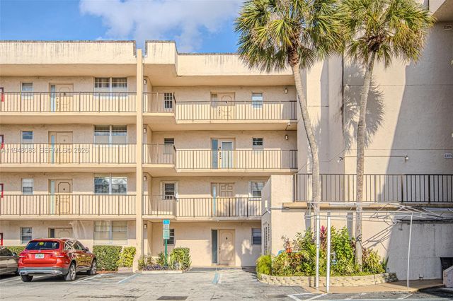 2541 Aragon Blvd 105, Sunrise, FL 33322