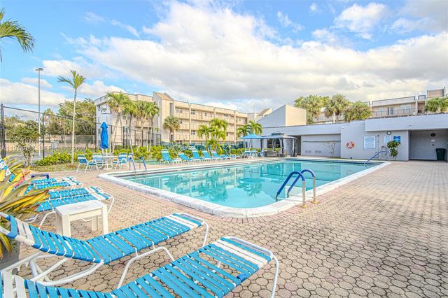 2541 Aragon Blvd 105, Sunrise, FL 33322