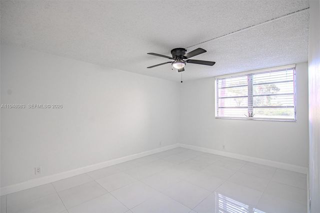 2541 Aragon Blvd 105, Sunrise, FL 33322