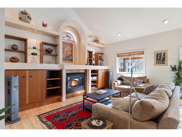 4500 S Meadow Dr, Boulder, CO 80301