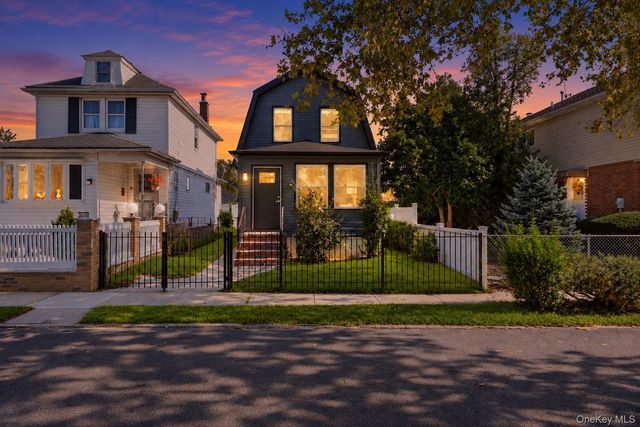 22018 91st Road, Queens Village, NY 11428