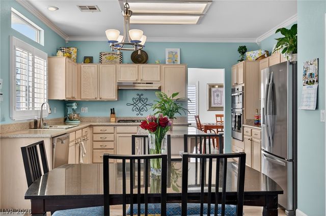 2484 Lower Meadows Avenue, Henderson, NV 89052