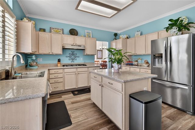 2484 Lower Meadows Avenue, Henderson, NV 89052