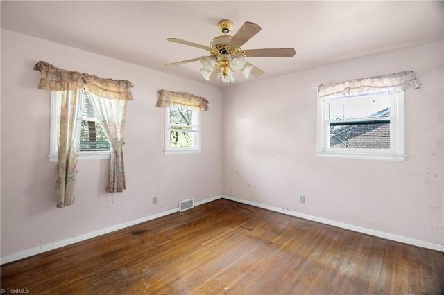 2507 Woodruff Avenue, High Point, NC 27265