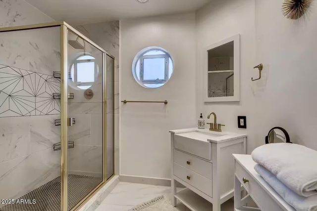 8115 E Edgemont Avenue, Scottsdale, AZ 85257