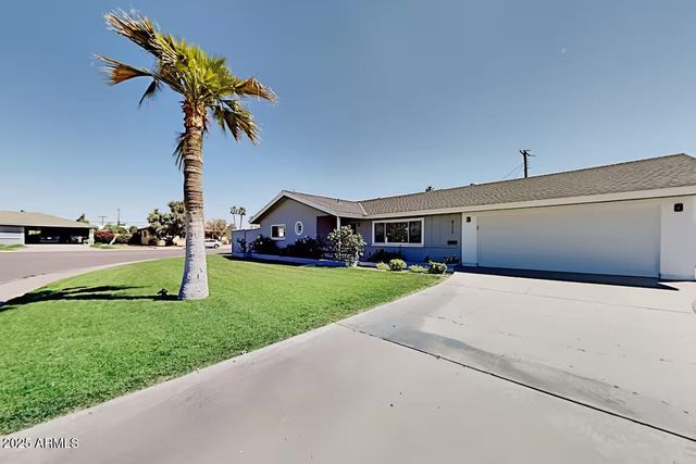8115 E Edgemont Avenue, Scottsdale, AZ 85257