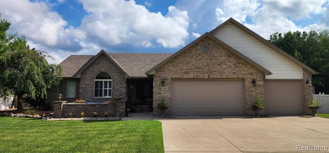 38575 Barth Street, Romulus, MI 48174