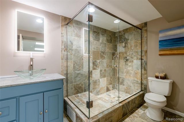 38575 Barth Street, Romulus, MI 48174