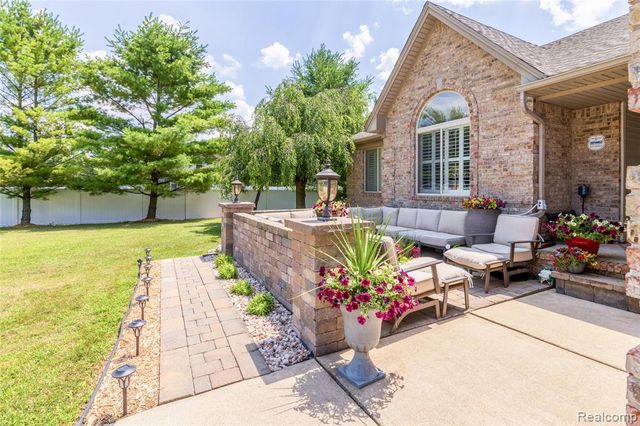 38575 Barth Street, Romulus, MI 48174