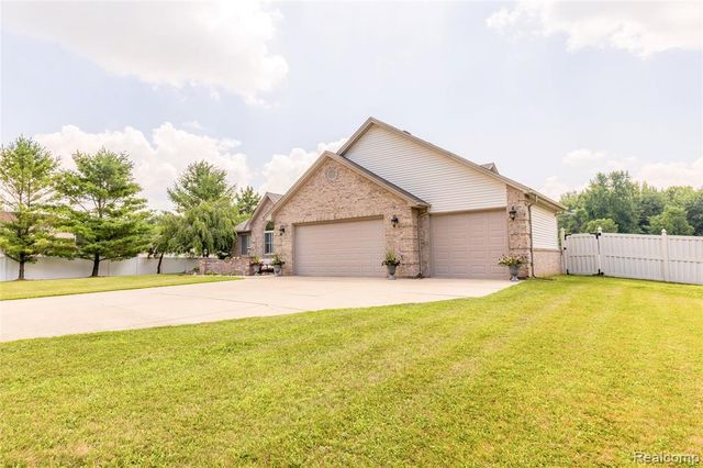 38575 Barth Street, Romulus, MI 48174