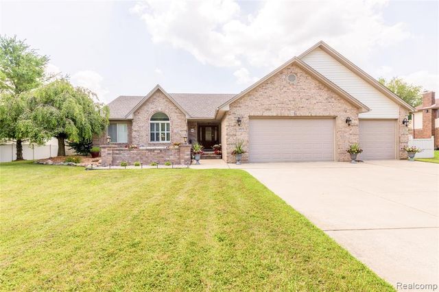 38575 Barth Street, Romulus, MI 48174