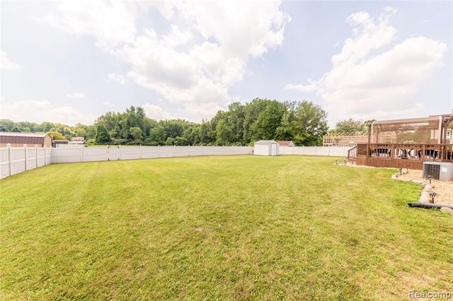 38575 Barth Street, Romulus, MI 48174