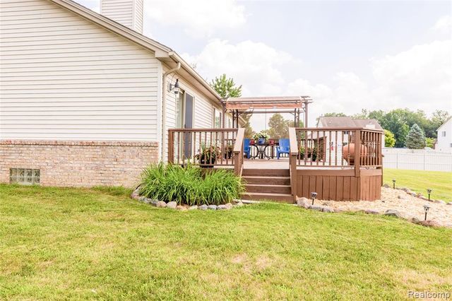38575 Barth Street, Romulus, MI 48174