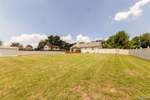 38575 Barth Street, Romulus, MI 48174