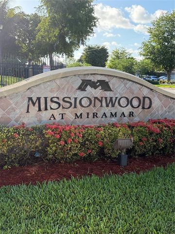 8330 N Missionwood Circle B23, Miramar, FL 33025