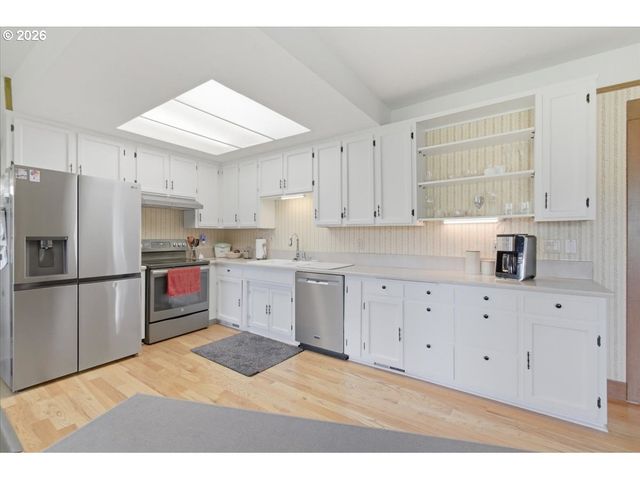 1240 Sw GEROLD St, Corvallis, OR 97333
