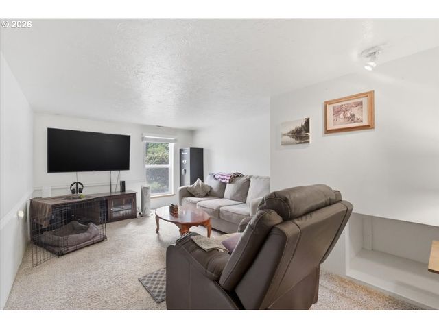1240 Sw GEROLD St, Corvallis, OR 97333