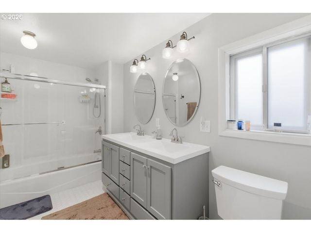 1240 Sw GEROLD St, Corvallis, OR 97333