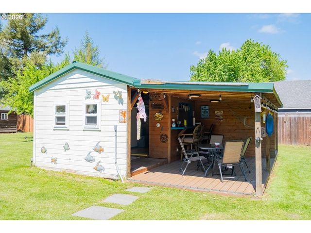 1240 Sw GEROLD St, Corvallis, OR 97333