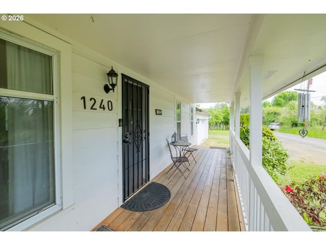 1240 Sw GEROLD St, Corvallis, OR 97333