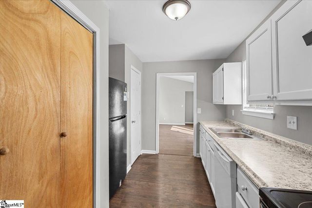 1603 Winding Way, Taylors, SC 29687