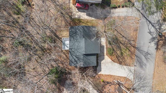 1603 Winding Way, Taylors, SC 29687