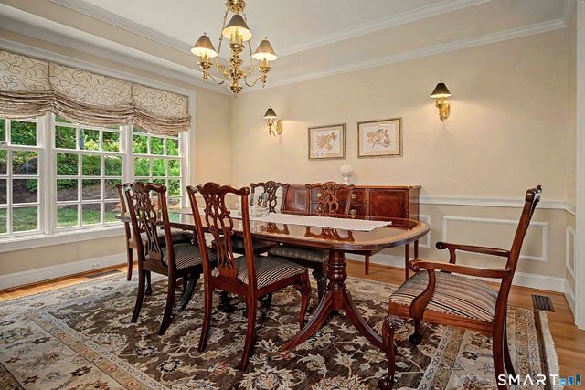 70 Westbury, Avon, CT 06001